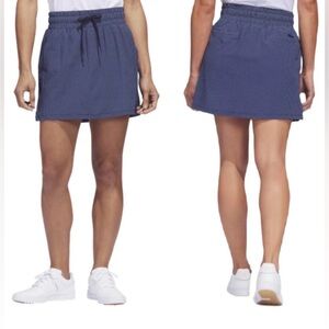 NWT Adidas Seersucker 16 inch Golf Skort | Medium | Navy